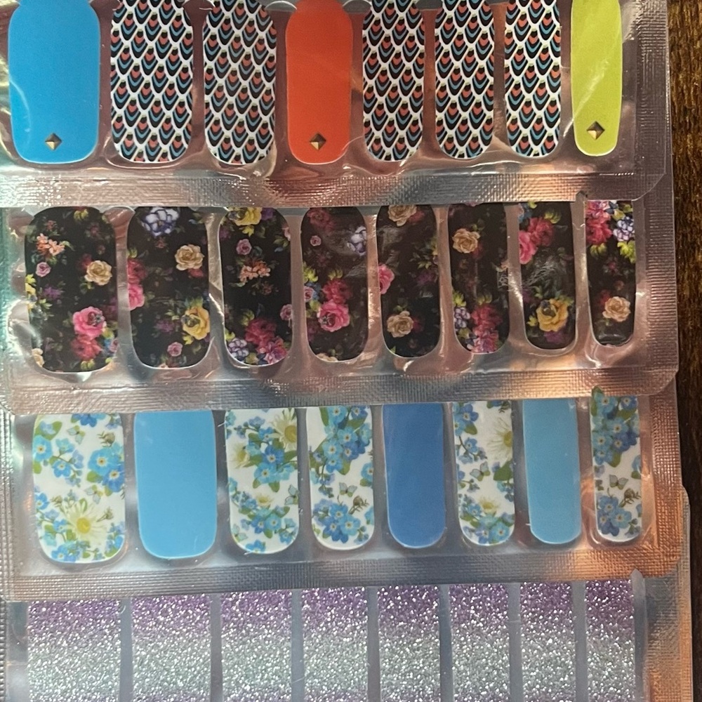 Colorful Nail Wraps Set